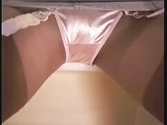 Gái Bán Hoa thủ dâm bằng dưa leo